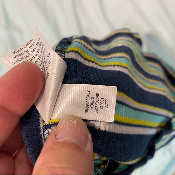 Kohl’s SO - Good for Life brand women’s short sleeve size large top. - Picture 6 of 6